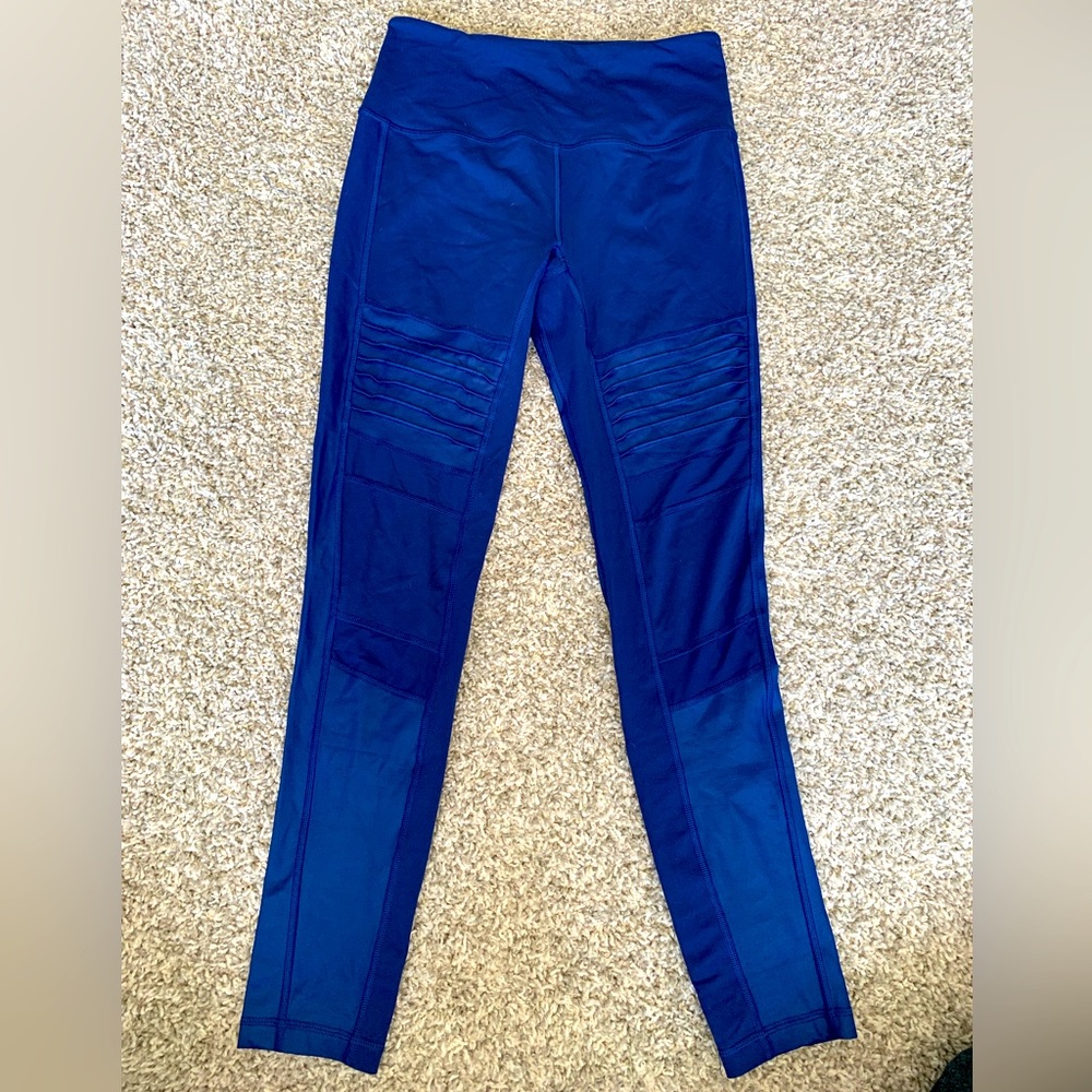 VS Knockout Tight